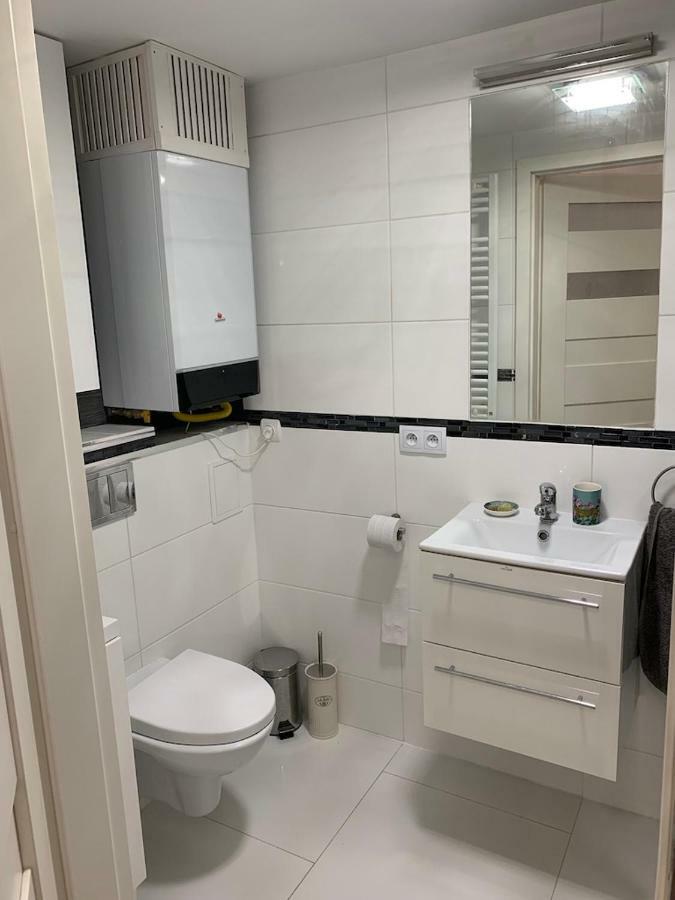 Charming Studio Apartment In The Heart Of The Jewish District! Cracóvia Exterior foto