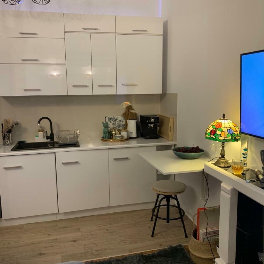 Charming Studio Apartment In The Heart Of The Jewish District! Cracóvia Exterior foto
